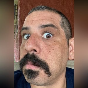 Meet your Posher, Adam